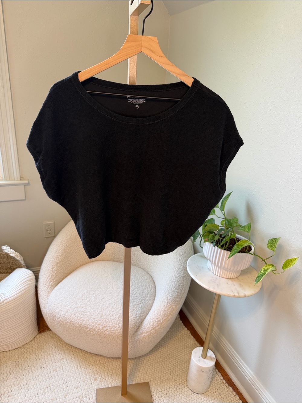 Good American Black Cropped Boxy Tee
